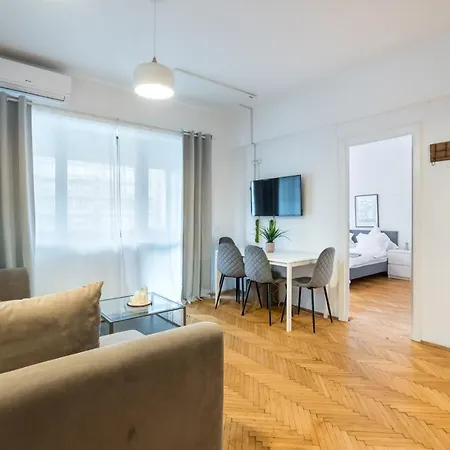 Aonia 2bdr - P-ta Romana View Apartment